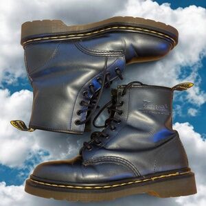 Womens Vintage Dr Marten Leather 1460 Chroma Black Boots Made in England US8 UK6